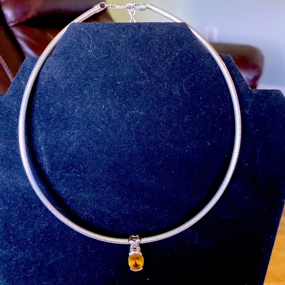 Choker Necklace with pendant
